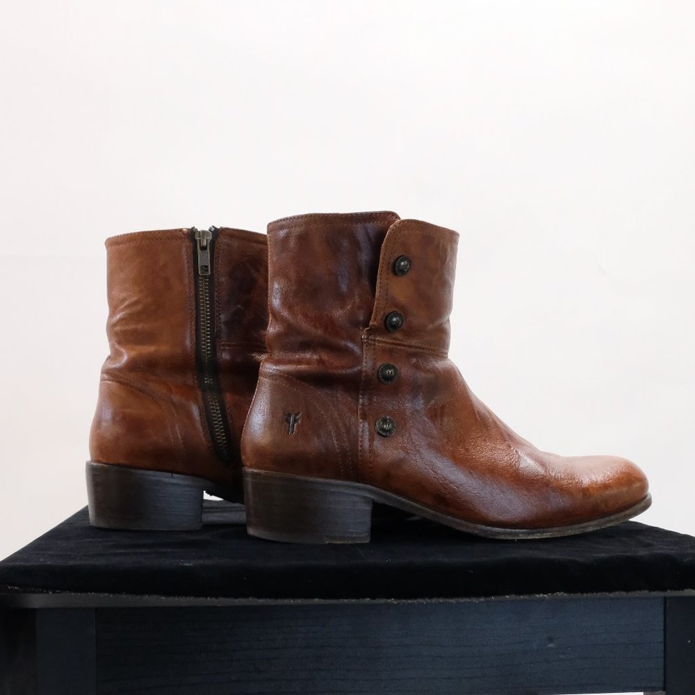 FRYE Lynn Military snap short boots 9M